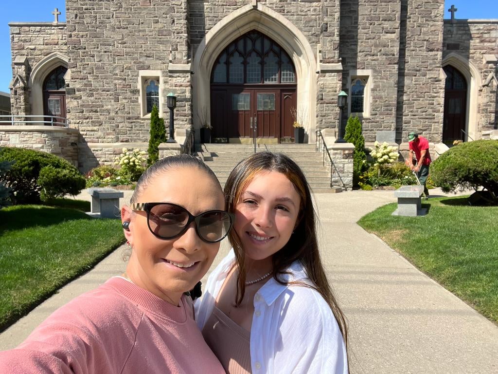 8837c1d1-6363-480b-a464-0e3dda0be7e3-1